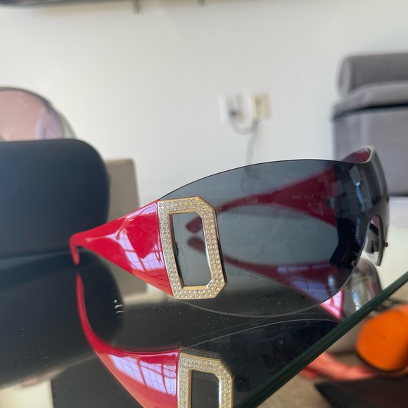 Dolce & Gabbana Sunglasses 893-S Red Black Gold Swarovski Crystal VERY RARE! - Picture 2 of 6
